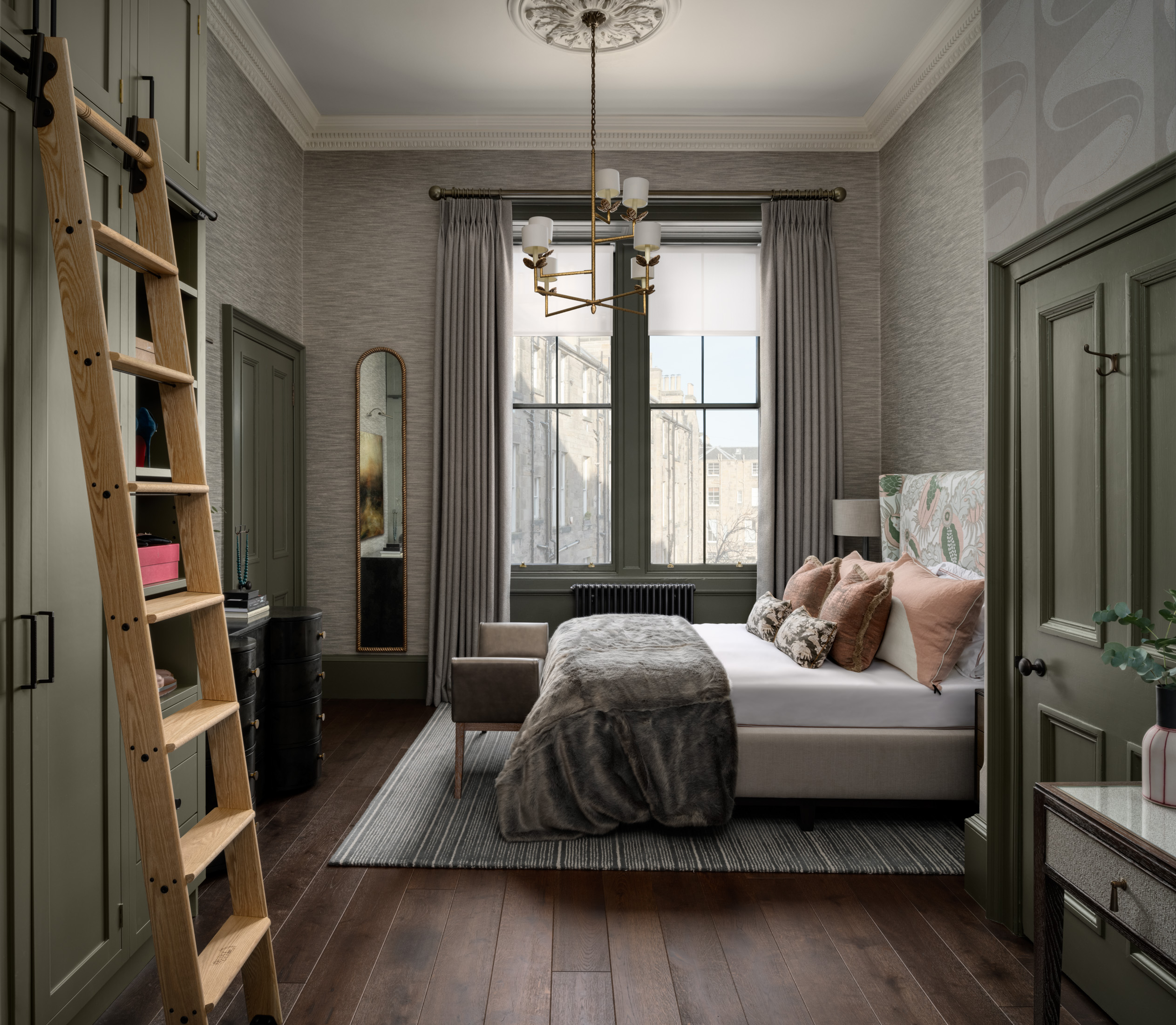 Web - MB From En Suite © Jeffreys Interiors_