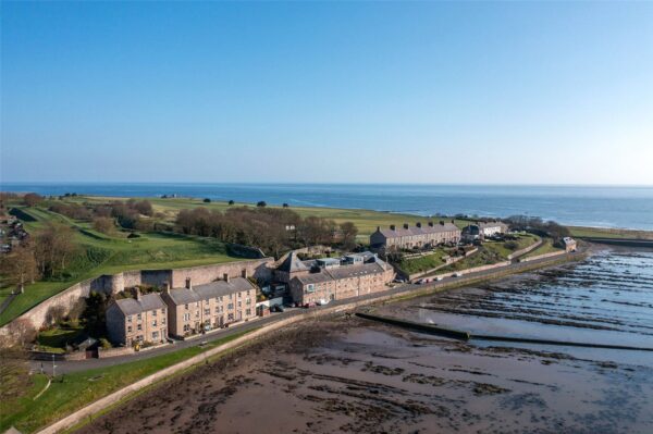 4 Pier Maltings, Pier Road, Berwick-upon-Tweed, Northumberland, TD15 1JB