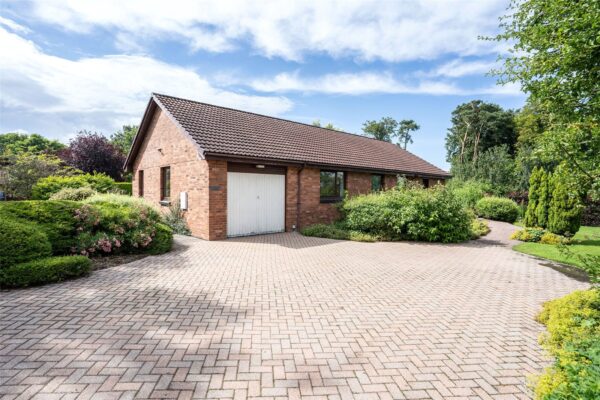 Ruach, 2 West Drive, Longridge, Northumberland, TD15 2YW