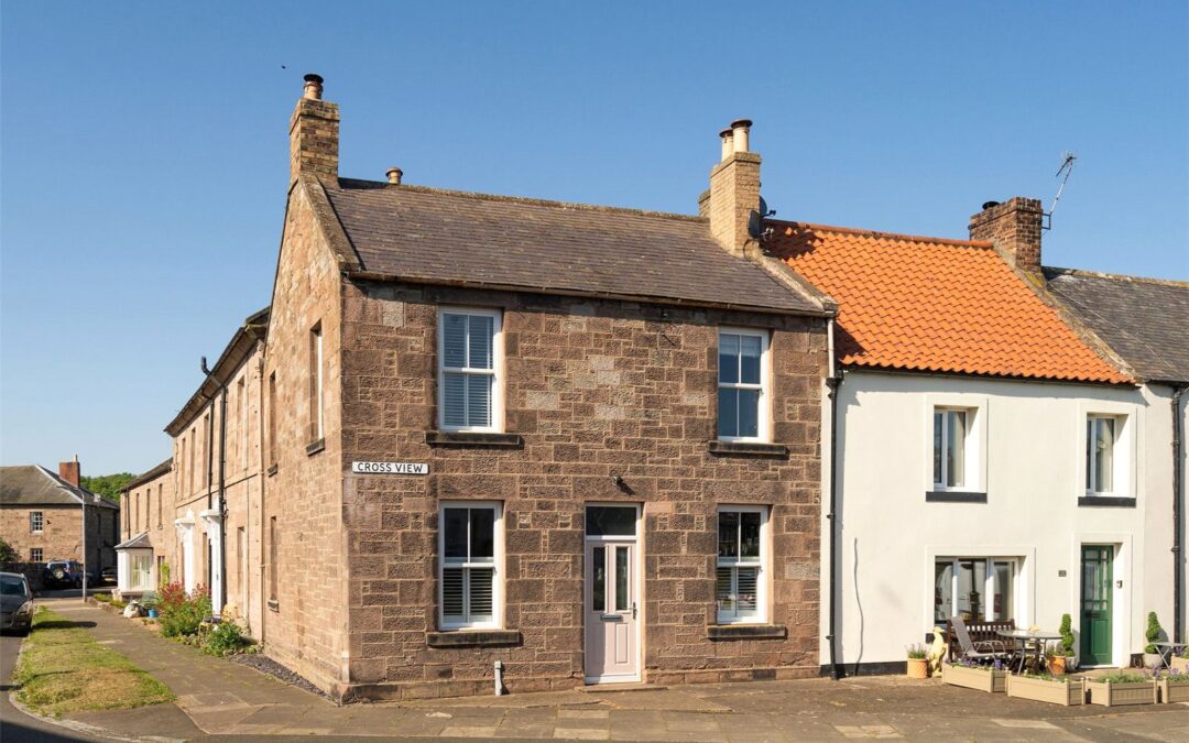 Ancrum Lodge, 1 Cross View, Norham, Berwick-upon-Tweed, TD15 2LH