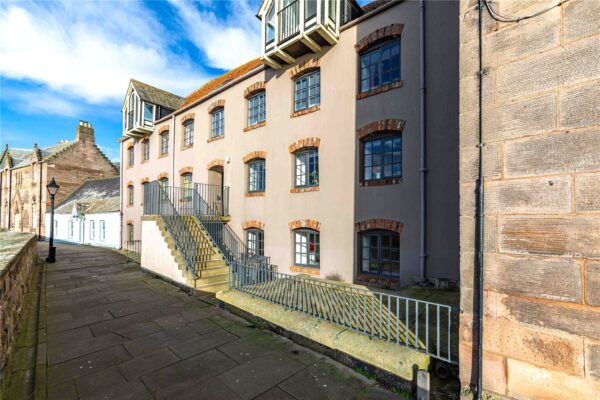 Flat 5, 3 Quay Walls, Berwick-Upon-Tweed, Northumberland, TD15 1HB